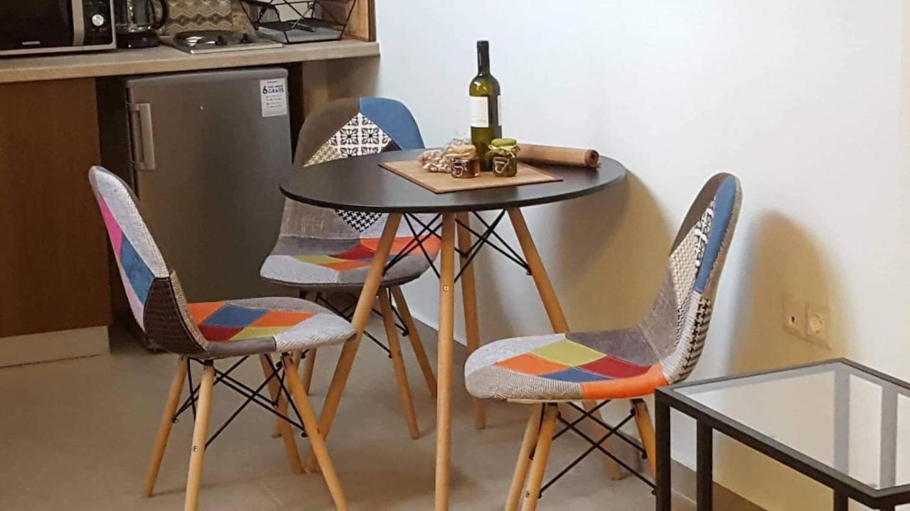 Utopia Suites Aegina Buitenkant foto