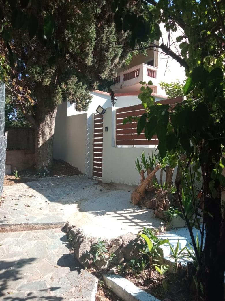 Utopia Suites Aegina Buitenkant foto