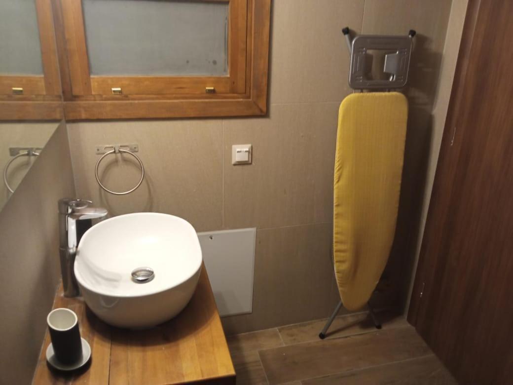 Utopia Suites Aegina Buitenkant foto