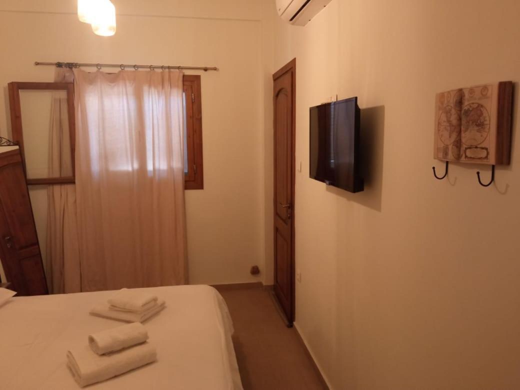Utopia Suites Aegina Buitenkant foto